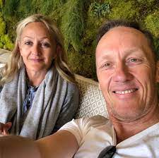 Lee Dixon Wife Yolande Dixon