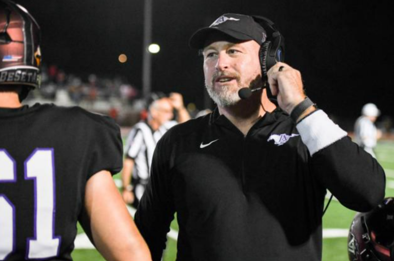 Former Quarterback Trent Dilfer Has Three Daughters Who Plays Volleyball