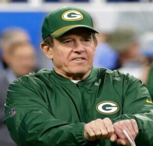 Dom Capers 