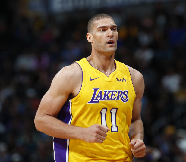 Brook Lopez Bio, Career, Age, Height, Relationship, Affairs, Net Worth