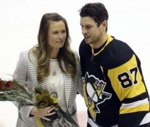 Sidney Crosby with Wife Kathy Leutner 