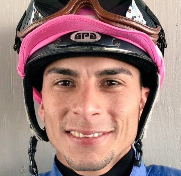 Jockey Alex Canchari Wife, Age, Relationship, Controversy, Afairs, Bio ...