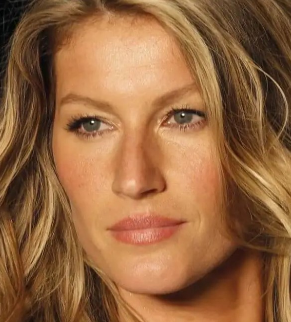 Gisele Bündchen: Age, Bio, Wiki, Net Worth 2023, Family, Dating Life ...