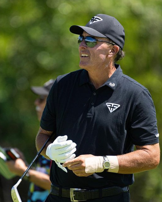 What is Phil Mickelson Net Worth in 2023? Salary, Investment