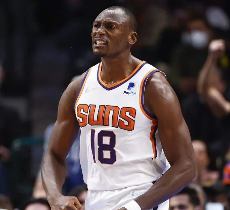 Bismack Biyombo Relationships & Dating History: Met His Wife, Children ...