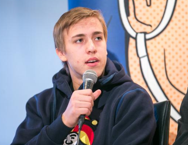 Who Is Teuvo Teravainen Girlfriend? Relationship, Age, Parents, Net ...