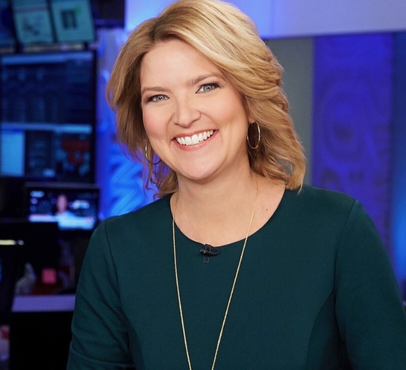 Is CNN Anchor Christine Romans Pregnant 2023? Weight Gain And Baby Bump ...