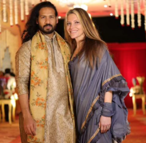 The 90 days married couple Jen and Rishi look beautiful in Indian attires