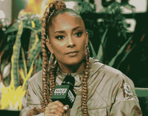 Amanda Seales