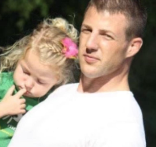 Who Is Christie Renee Rowan? Meet Markwayne Mullin Wife, Age, Bio ...