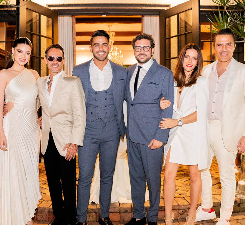 Meet Carlos Adyan Novia Girlfriend Carlos Quintanilla And Their Wedding Ceremony