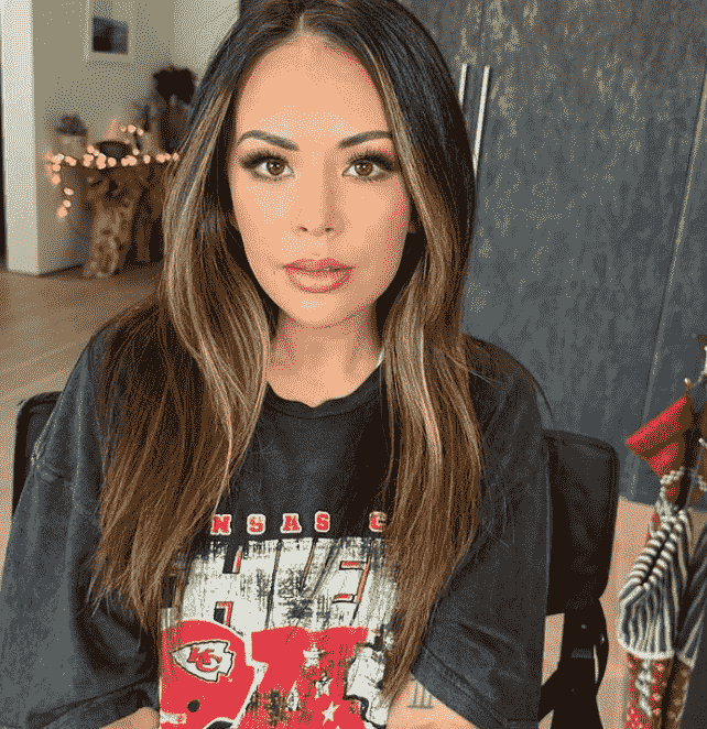 Unraveling Janel Parrish's Pregnancy Journey in 2023