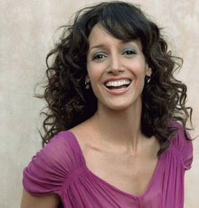 Jennifer Beals