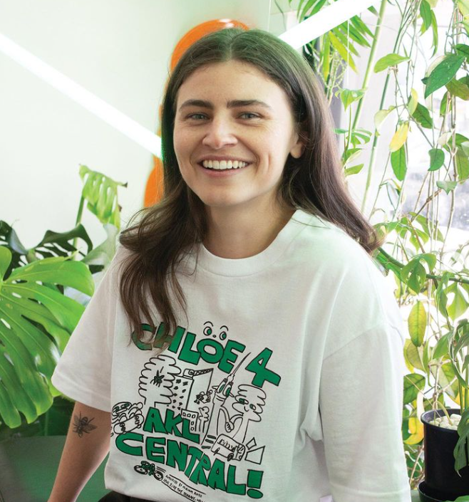 Meet Chloe Swarbrick: Father Paul And Mother, Net Worth, Income Sources 