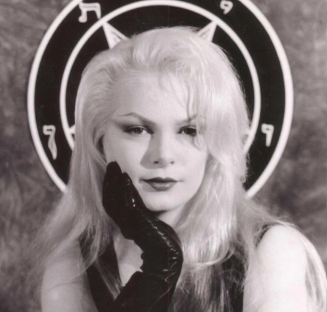 Is Taylor Swift A Clone Of Zeena LaVey? Relationship, Family And More ...