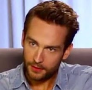 Tom Mison 