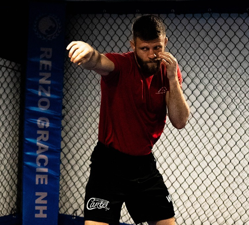 Unveiling the Fighting Style of Calvin Kattar: A Master of Striking