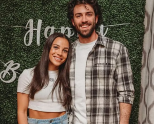 Dansby Swanson Wife Mallory Showcases
