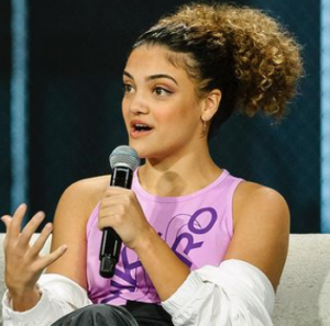 Laurie Hernandez 