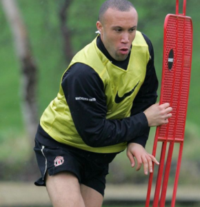 Mikael Silvestre