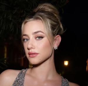 Lili Reinhart